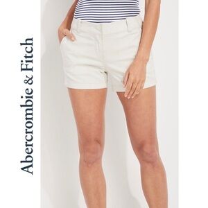 Abercrombie & Fitch white shorts
